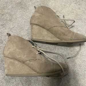 Bongo Wedge booties